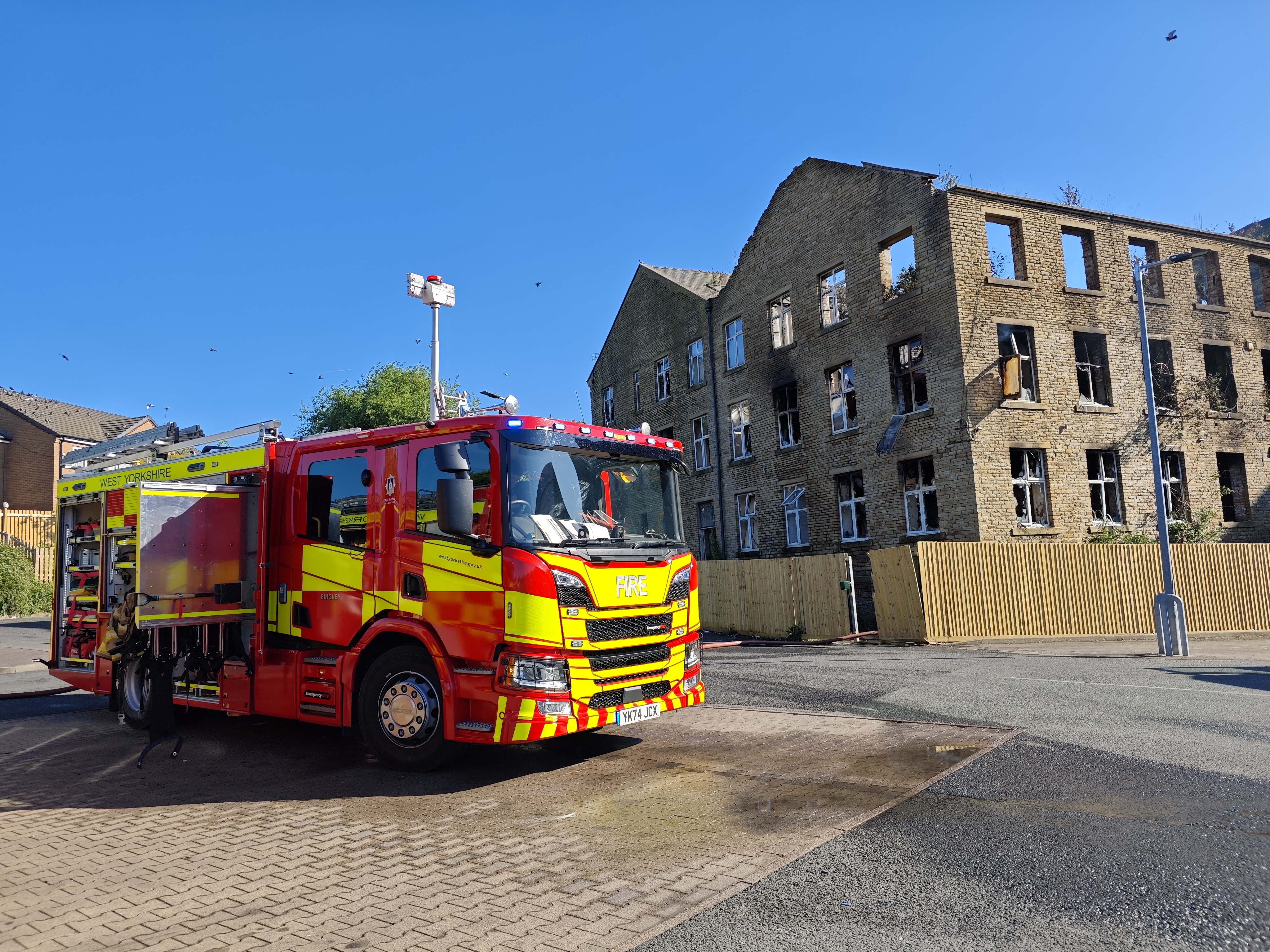 Barkerend mill fire
