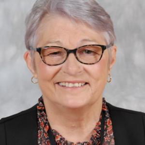 Portrait of Councillor Lynne Whitehouse.