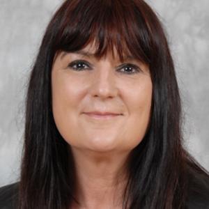Portrait of Councillor Mirelle Midgley.